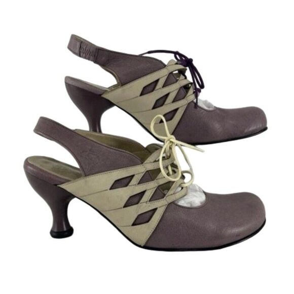 John Fluevog Bellevue Sally Skull in Lilac Heels - Picture 1 of 13